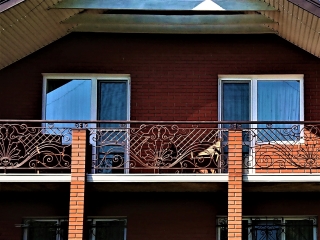 Кований балкон